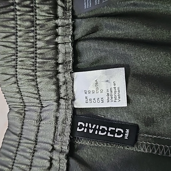 Bundle of 3 Shorts - Picture 3 of 7